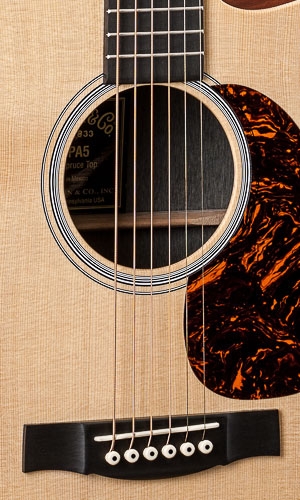 Электроакустическая гитара MARTIN DCPA5