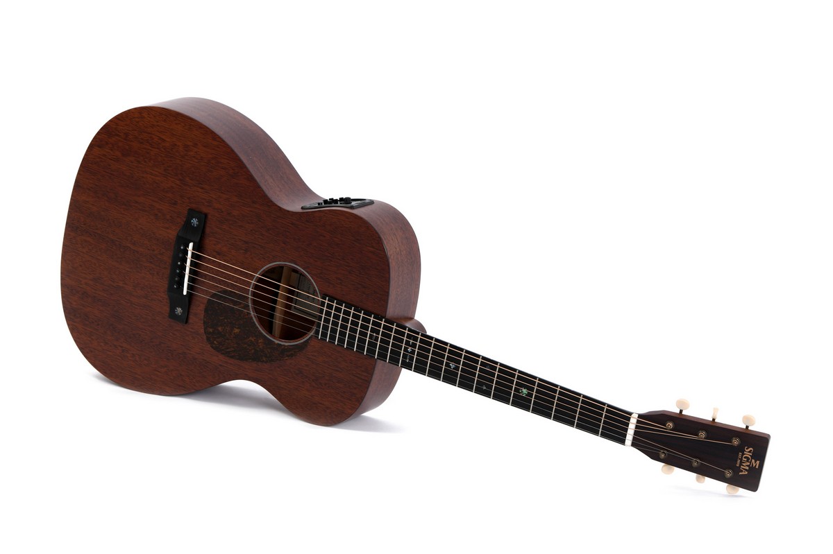 Электроакустическая гитара Sigma S000M-15E