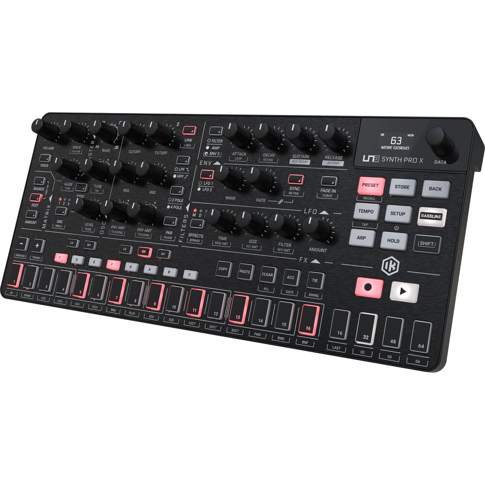 Синтезатор IK Multimedia UNO Synth Pro X