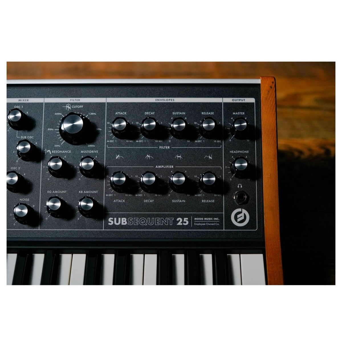 Синтезатор Moog Subsequent 25