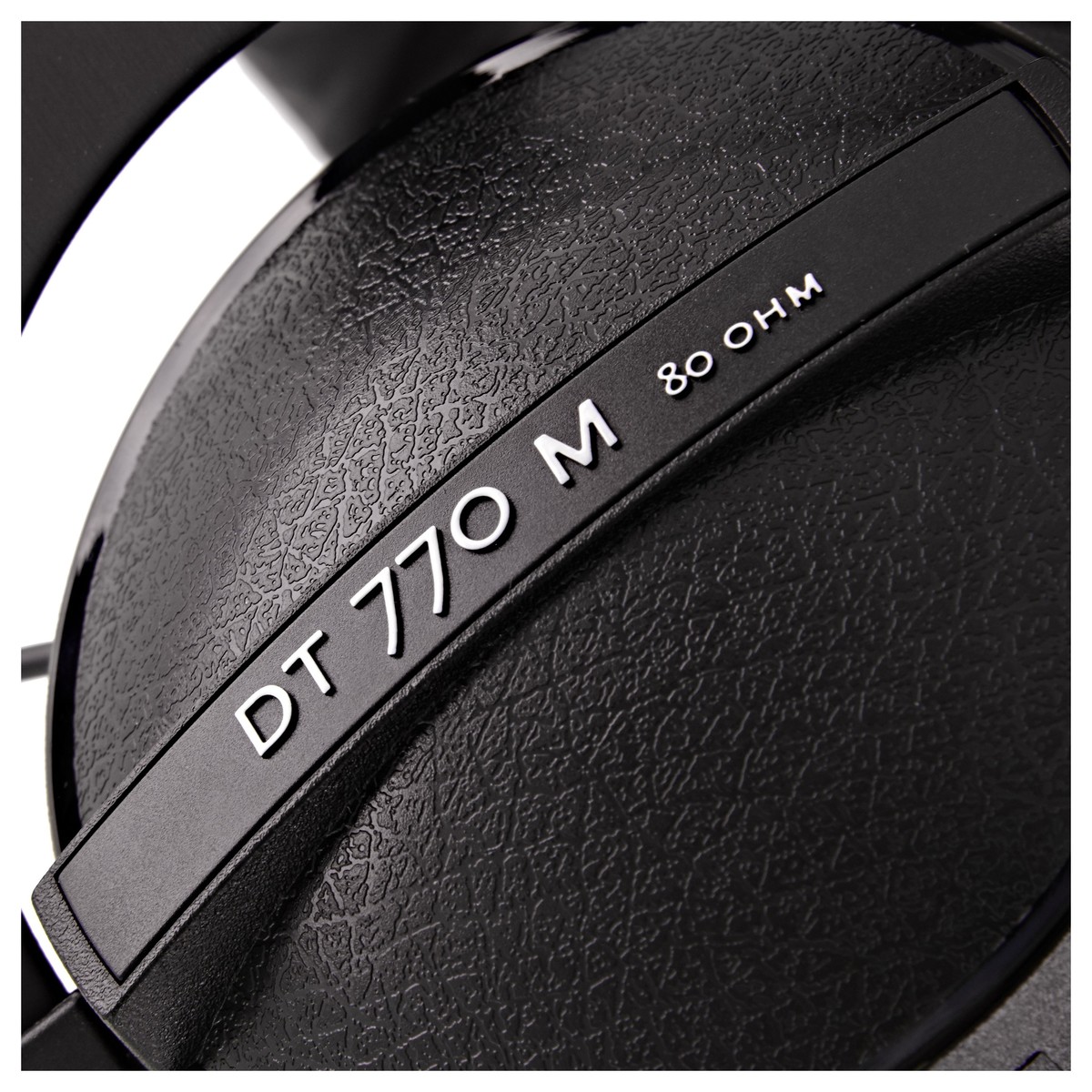 Наушники Beyerdynamic DT 770 M 80 Ohm