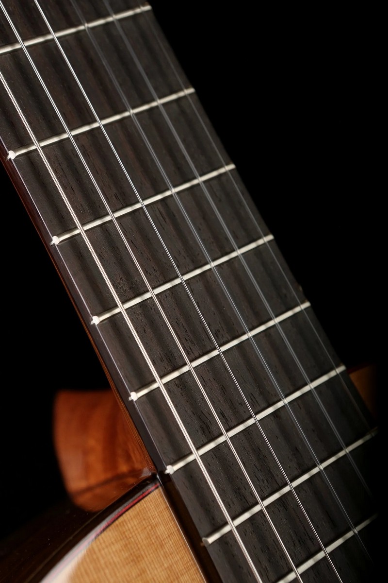 Классическая гитара ALTAMIRA N300+ CASE
