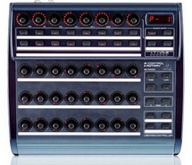 Миди-контроллер Behringer BCR2000