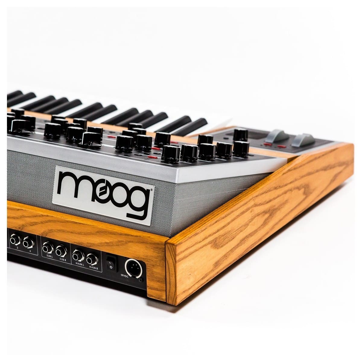 Синтезатор Moog One Polyphonic Synthesizer 16-Voice