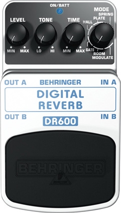 Педаль эффектов реверберации для гитар, бас-гитар и клавиш BEHRINGER DR600