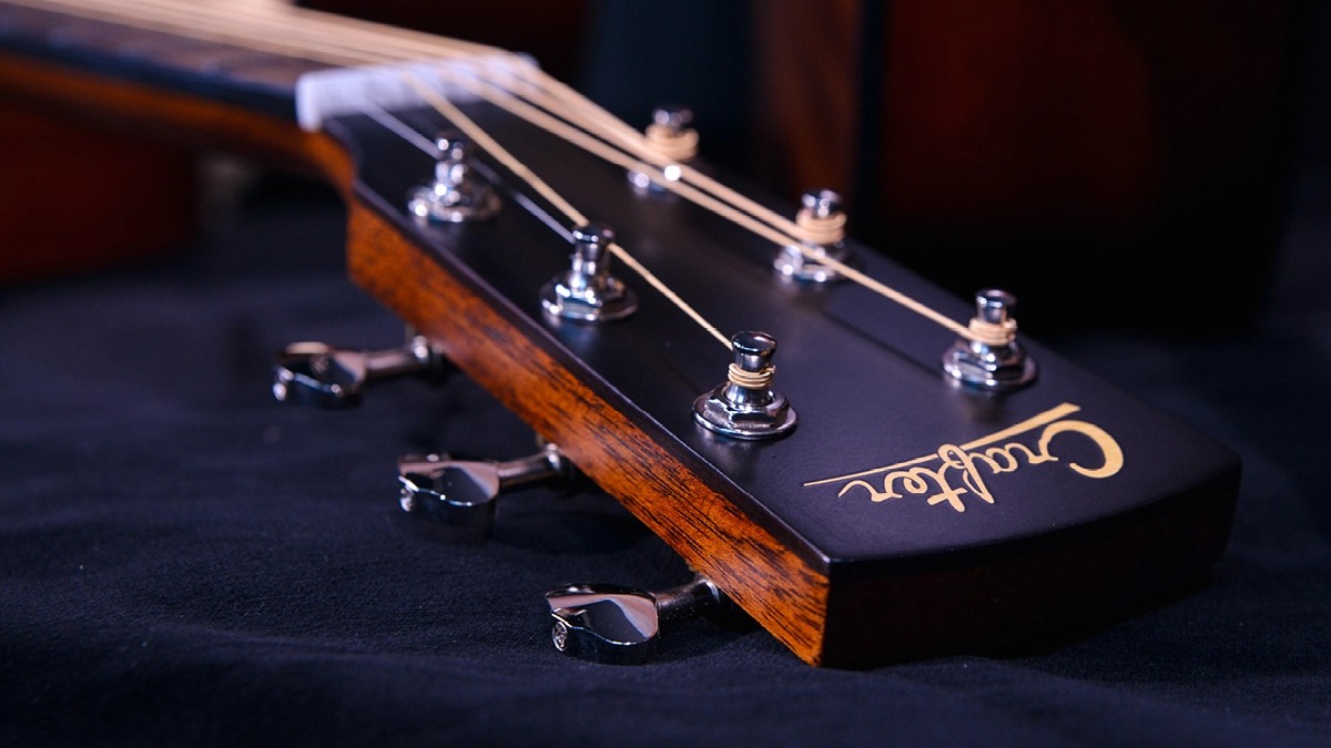 Акустическая гитара CRAFTER LITE D-16c