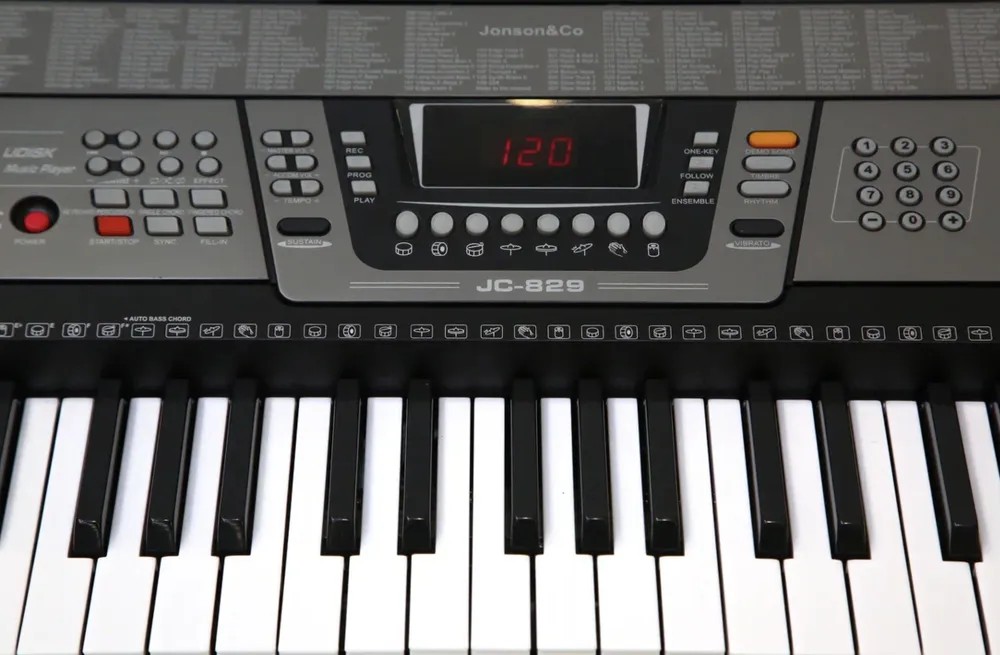 Синтезатор Jonson&Co JC-829