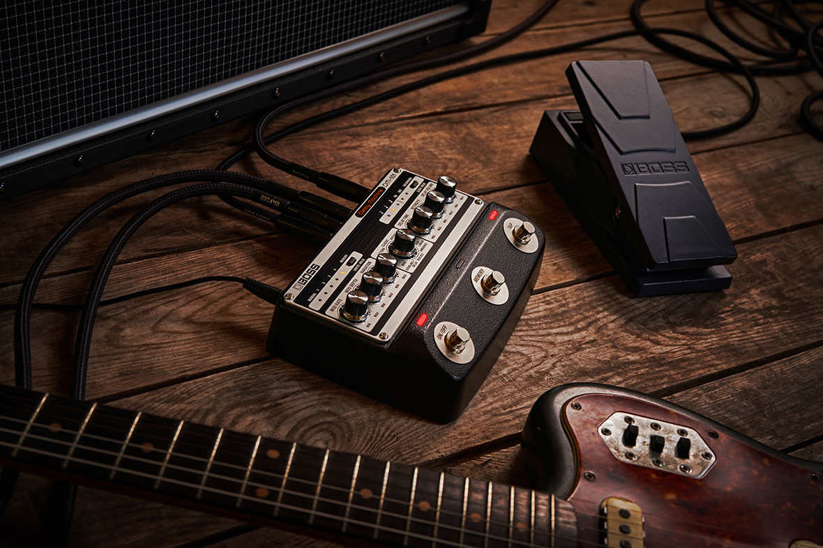 Педаль эффектов Boss DM-101 Delay Machine