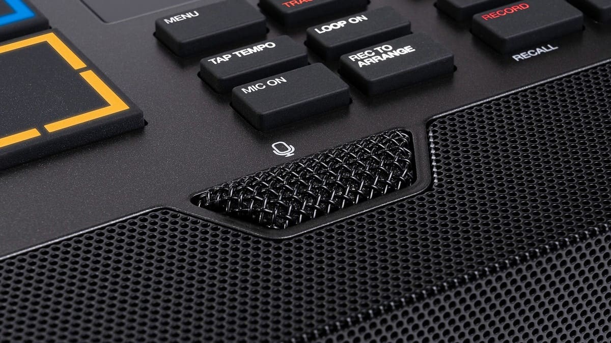 Рабочая станция Akai Pro MPC LIVE 3