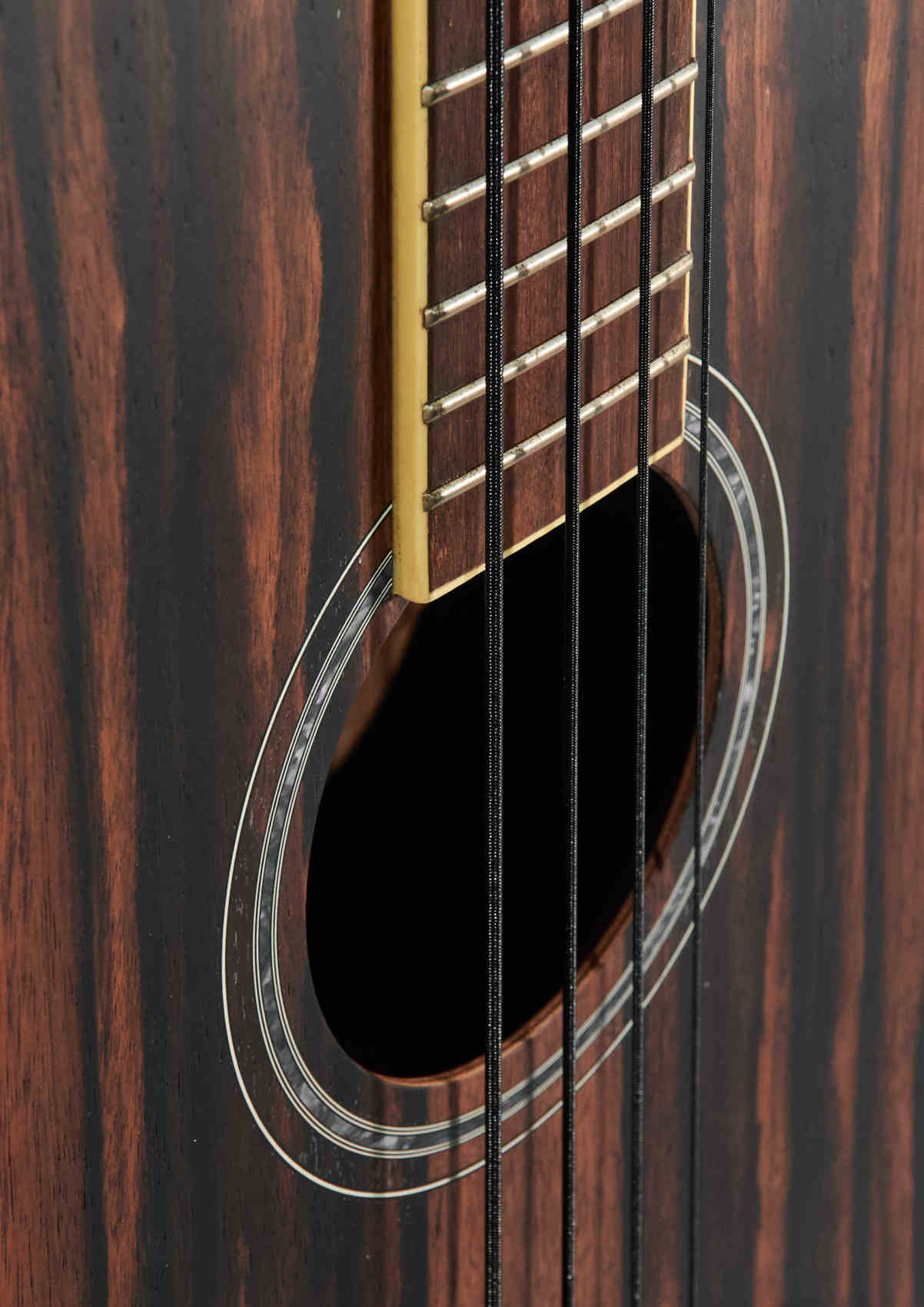 Акустическая бас-гитара Sevillia AE-BASS