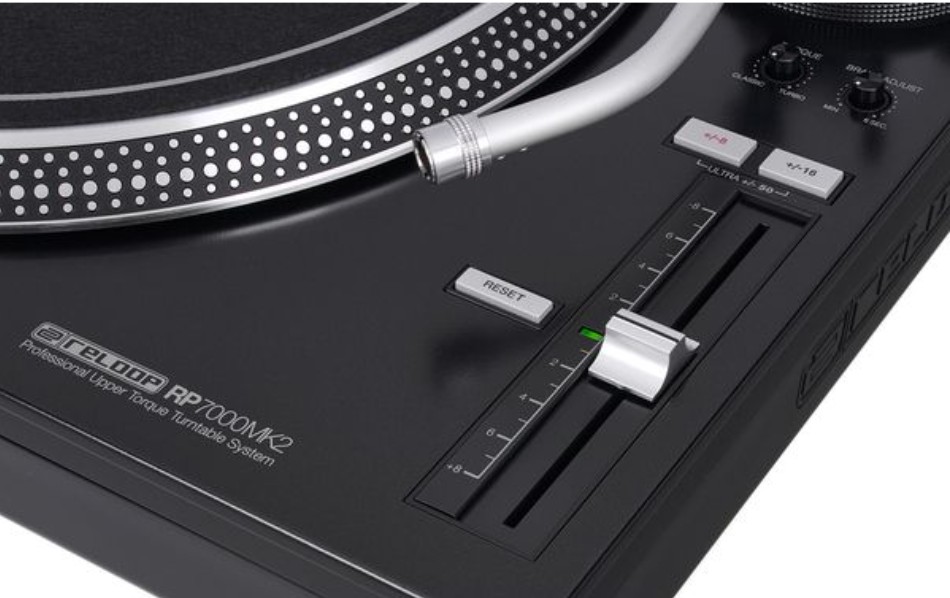 Проигрыватель виниловых дисков Reloop RP-7000 MK2 Dark Edition