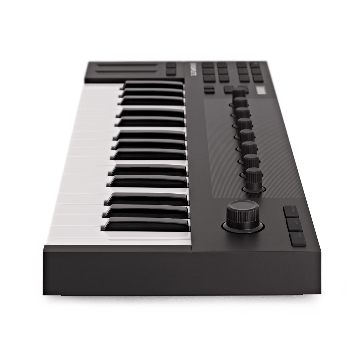 MIDI клавиатура Native Instruments Komplete Kontrol M32
