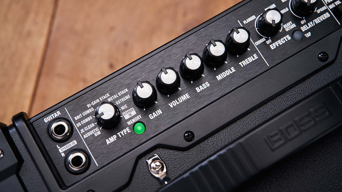 Комбоусилитель BOSS Dual Cube LX