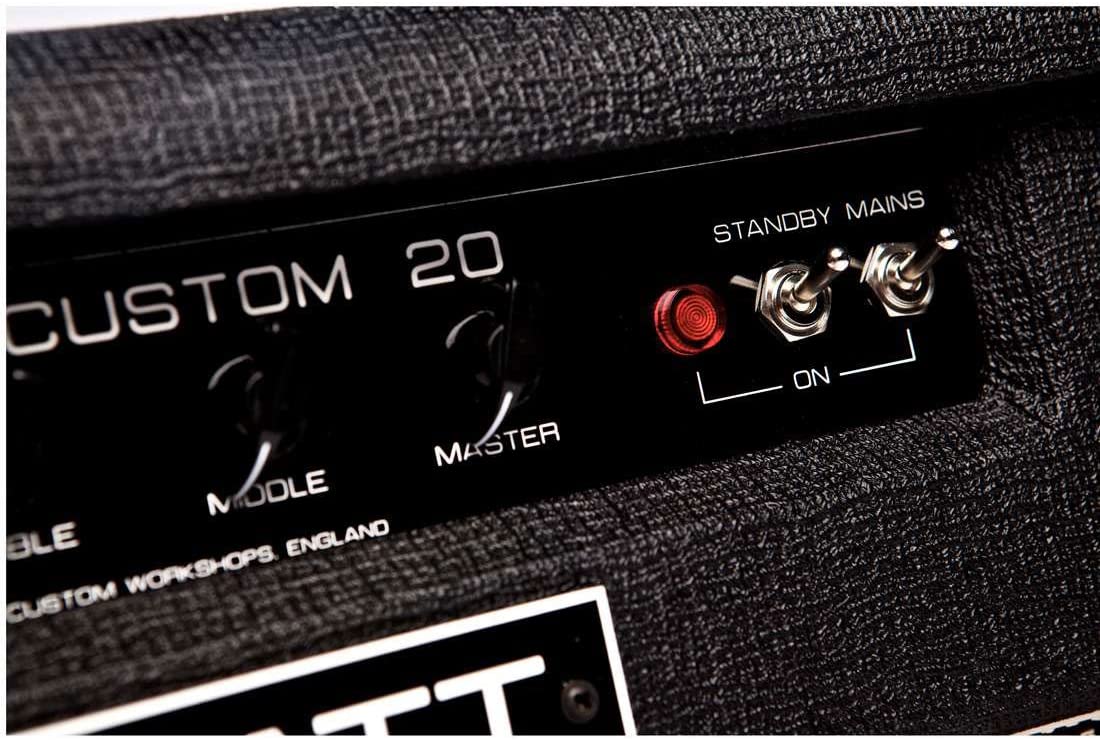 Комбоусилитель HIWATT SA210 Custom 20