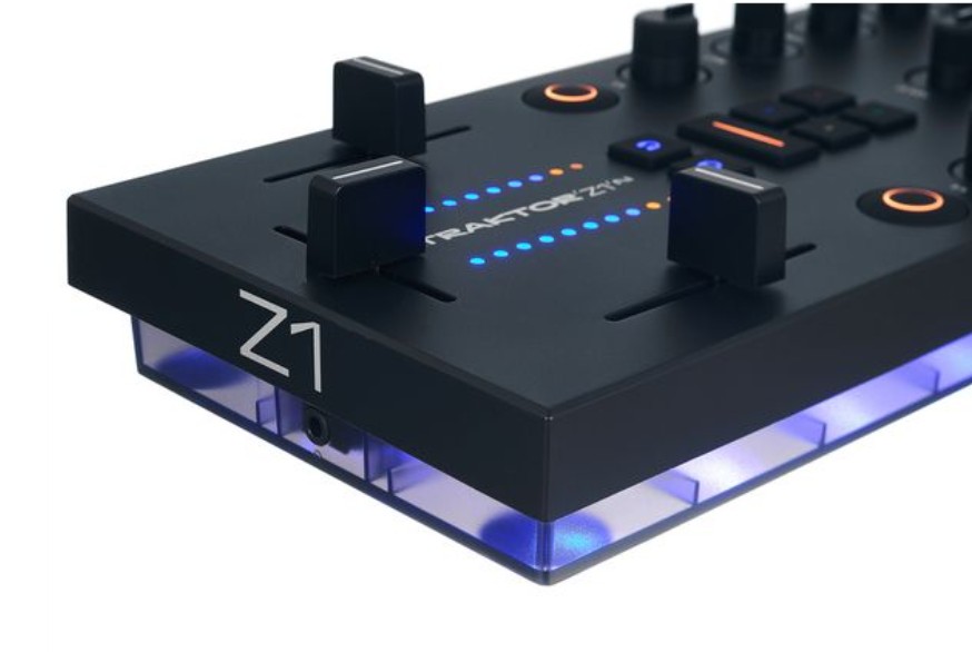 DJ контроллер Native Instruments Traktor Kontrol Z1 Mk2