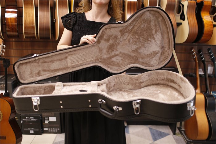Классическая гитара Kremona Fiesta-FS-w/case Spruce Artist Series