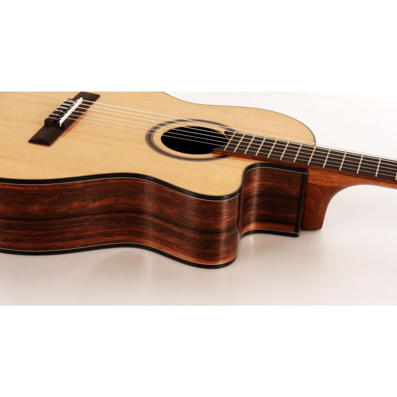 Электроклассическая гитара Cort AC160CFTL-NAT Classic Series