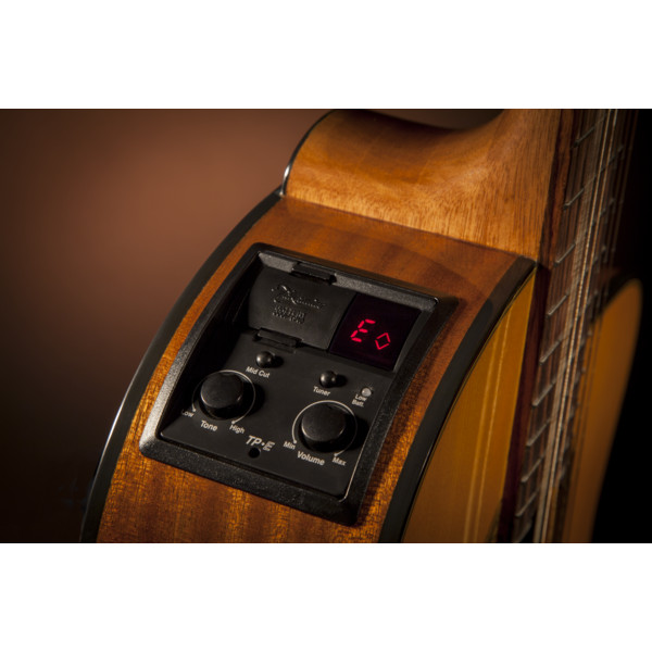 Электроклассическая гитара TAKAMINE GC1CE NAT