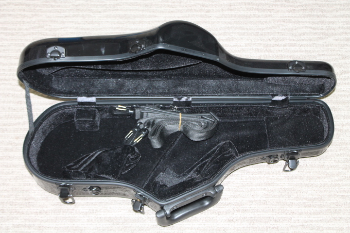 Кейс для саксофона-альт BRAHNER ASC-56/MBK