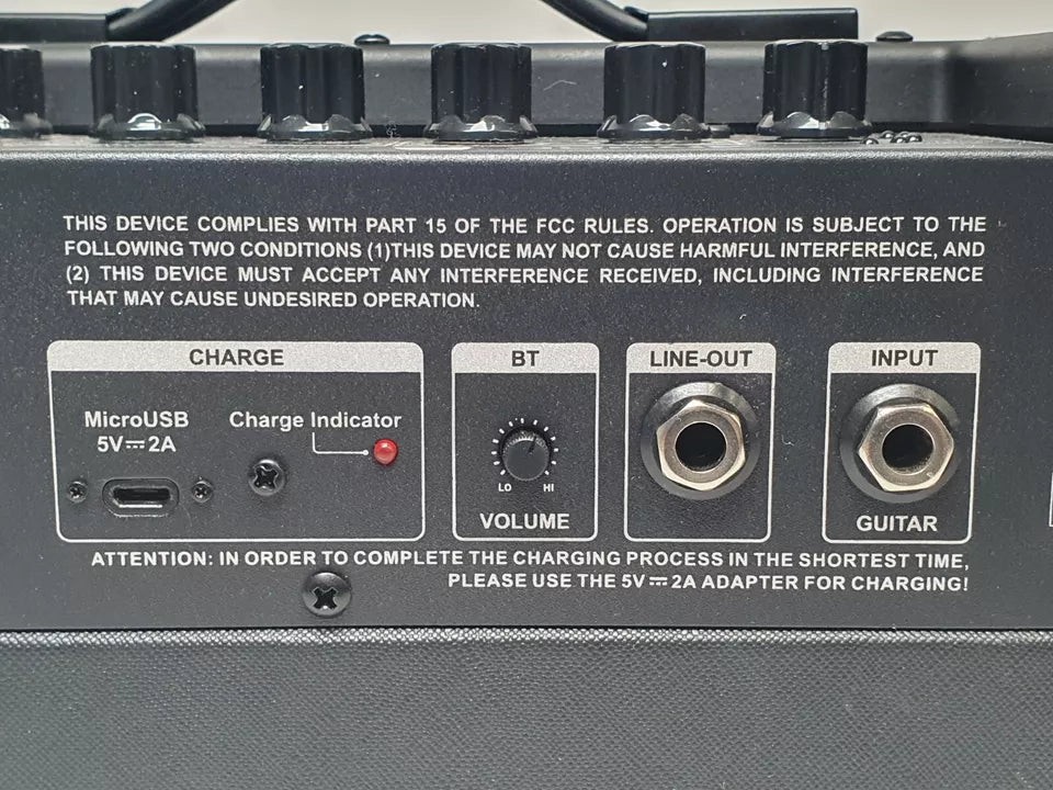 Комбоусилитель AROMA TM-15 BK