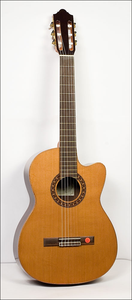 Классическая гитара Cremona C977