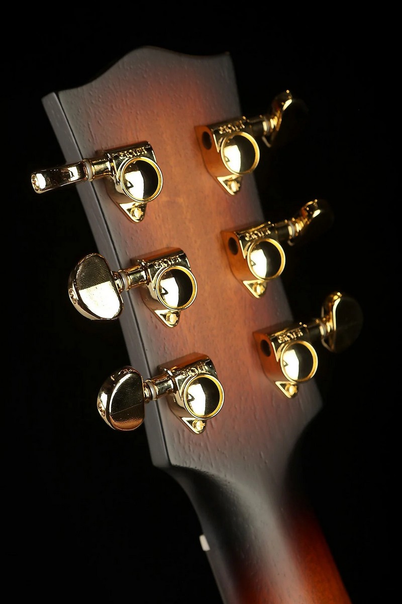 Электроакустическая гитара Maton TROUBADOUR TRADITIONAL