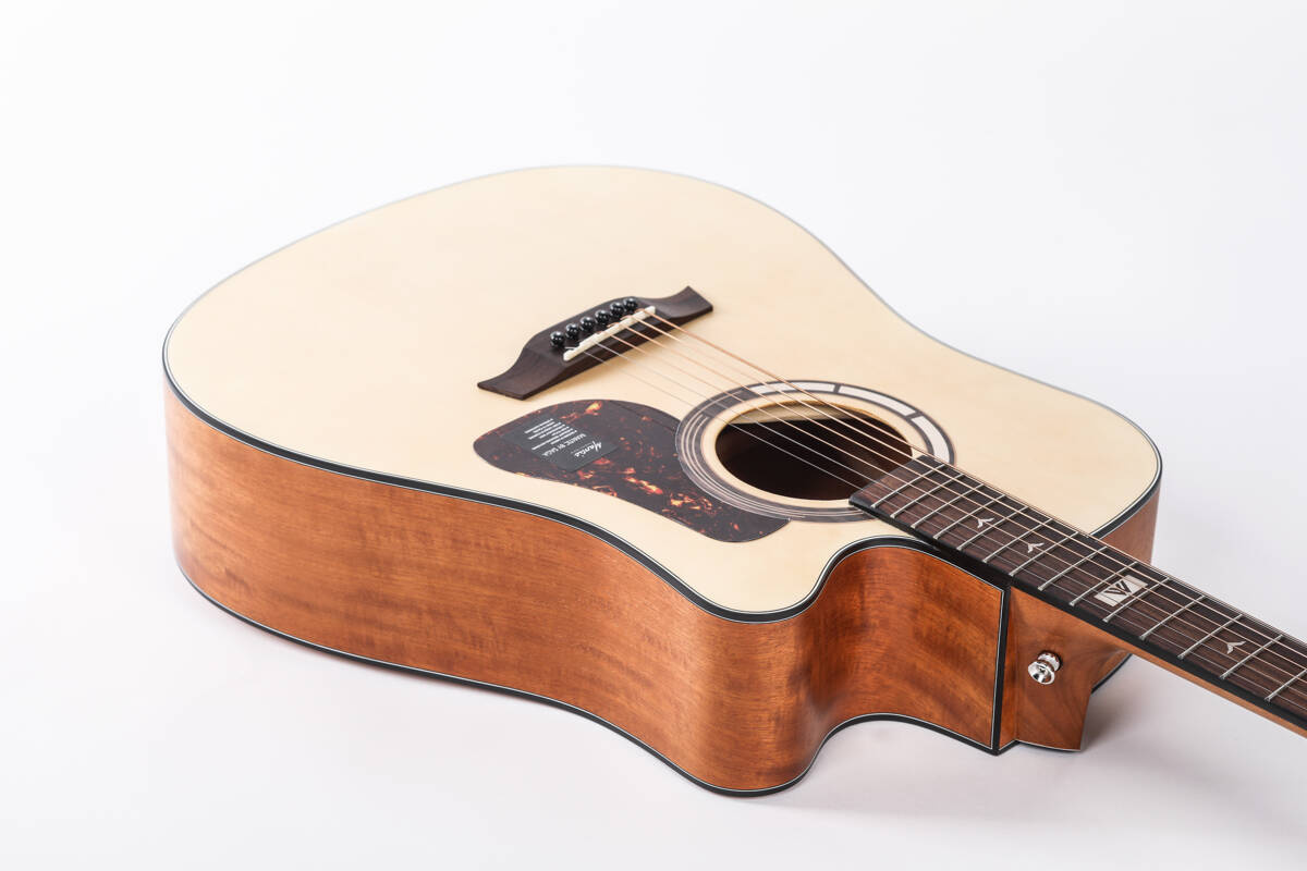 Акустическая гитара Mantic GT-1DC