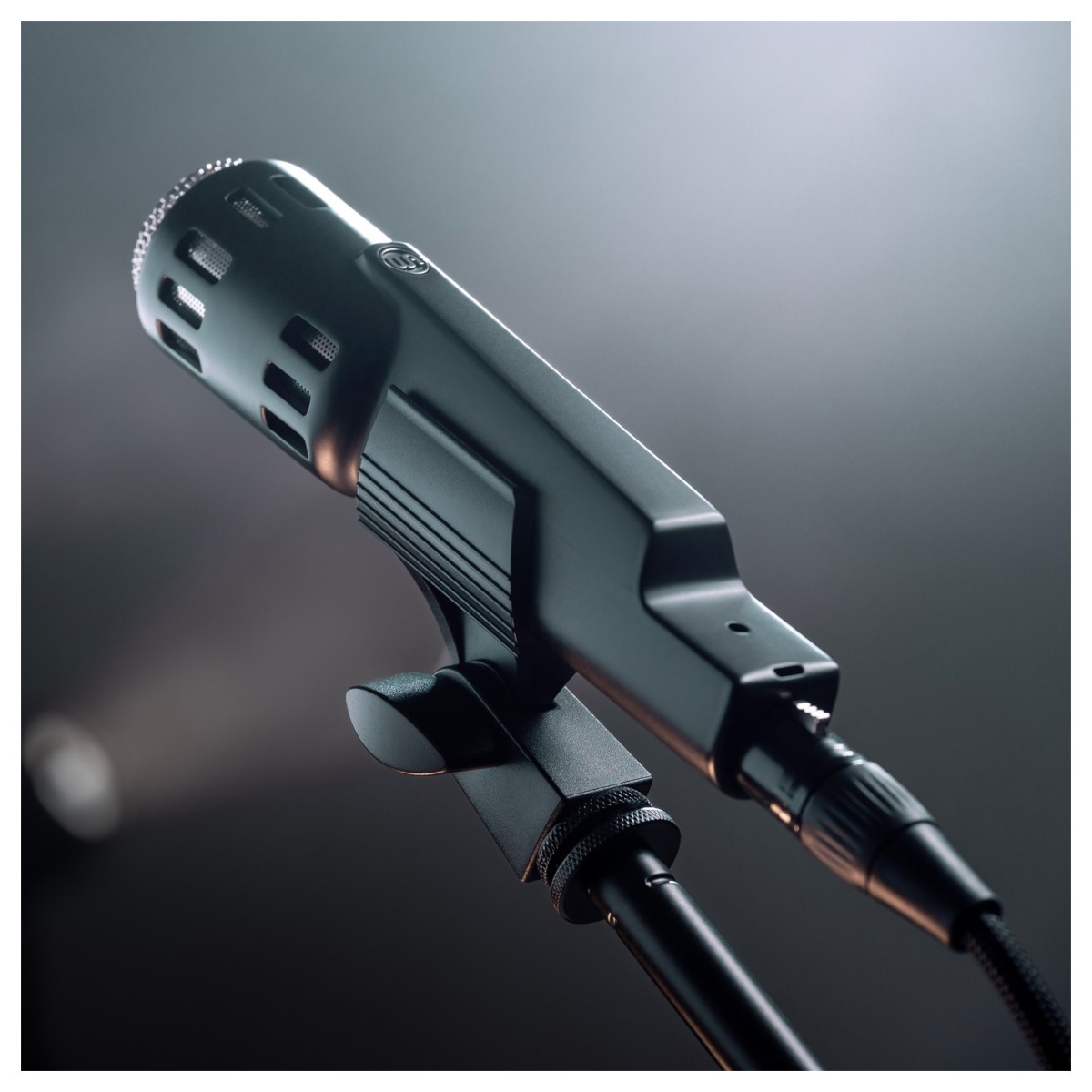 Динамический микрофон Warm Audio Retro64 Matte Black