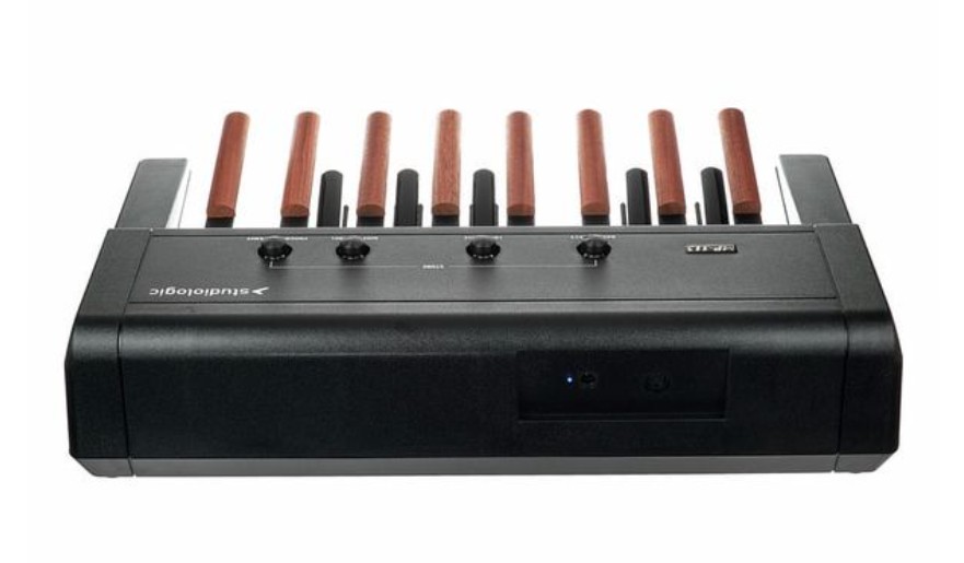 MIDI контроллер Studiologic Midi Pedalboard MP113