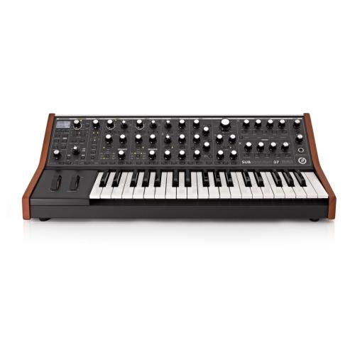 Синтезатор Moog Subsequent 37