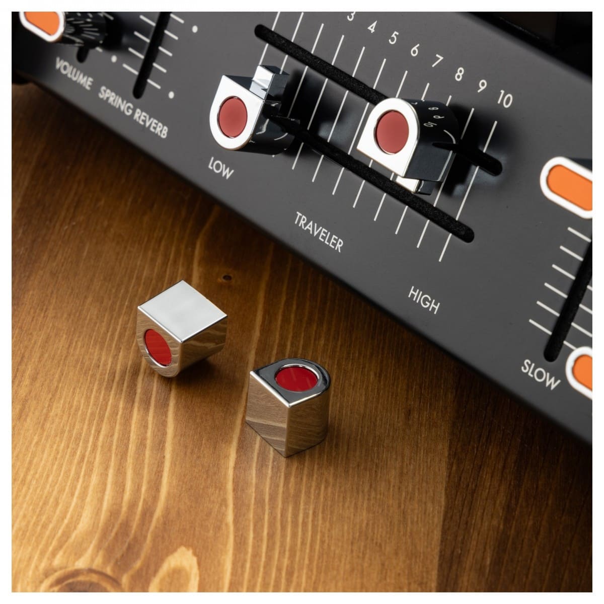 Синтезатор Korg miniKORG 700Sm