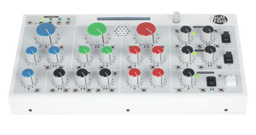 Синтезатор Erica Synths Bullfrog