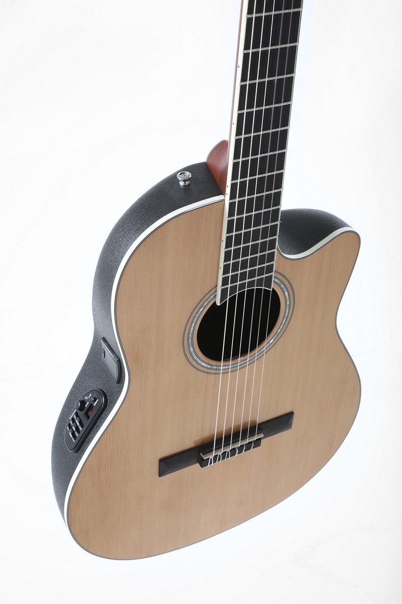 Электроакустическая гитара OVATION CS24C-4 Celebrity Standard Mid Cutaway Natural