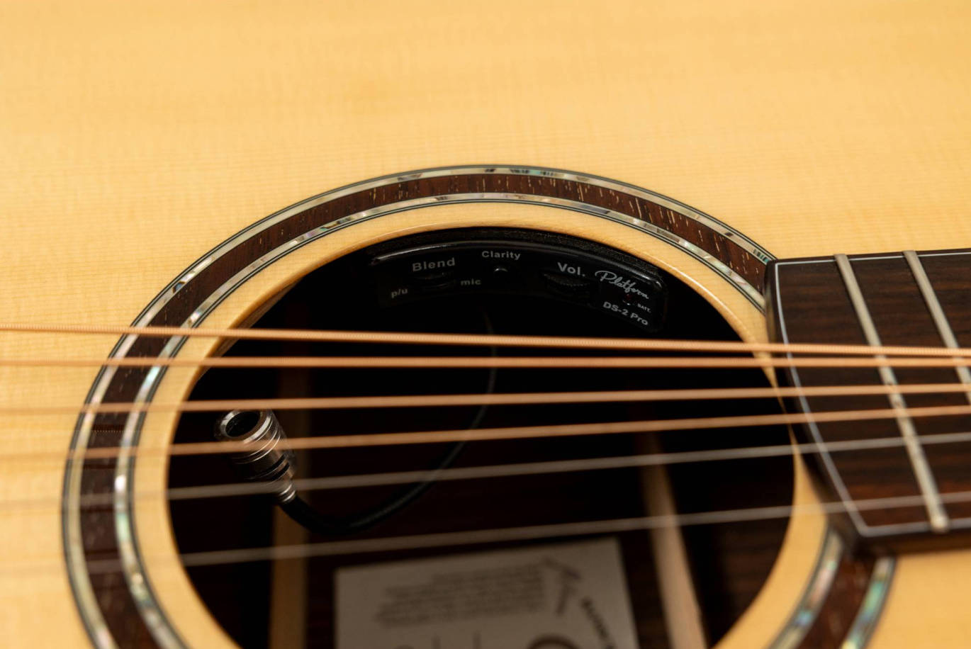 Электроакустическая гитара CRAFTER SRP D-36ce