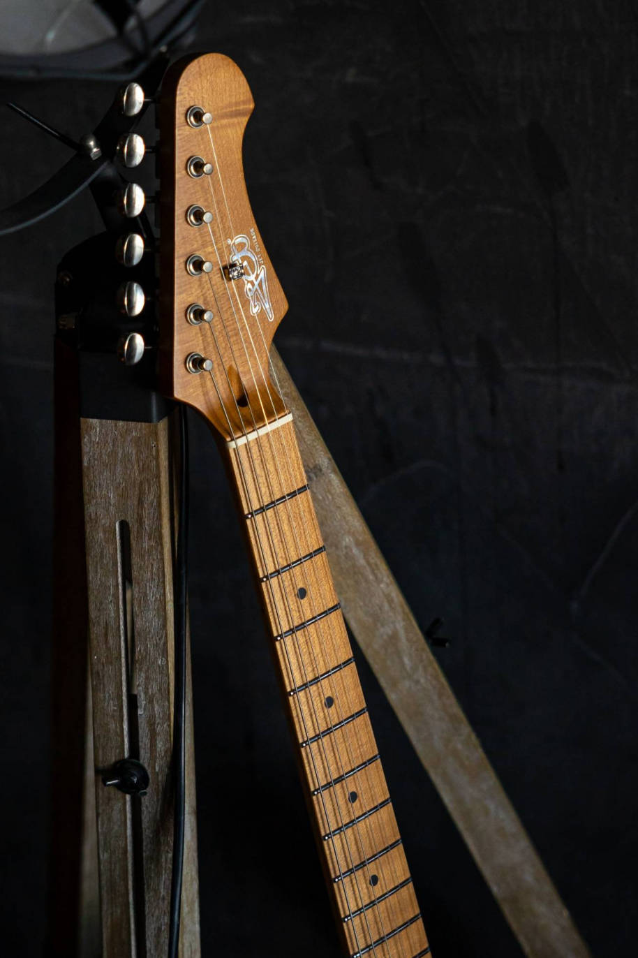 Электрогитара JET JT-30 Gold