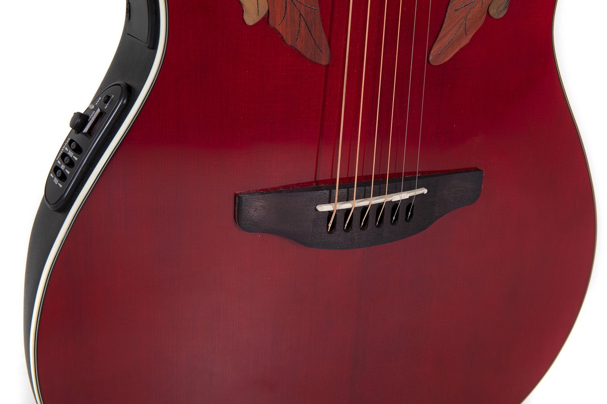 Электроакустическая гитара OVATION CE48-RR Celebrity Elite Super Shallow Cutaway Ruby Red