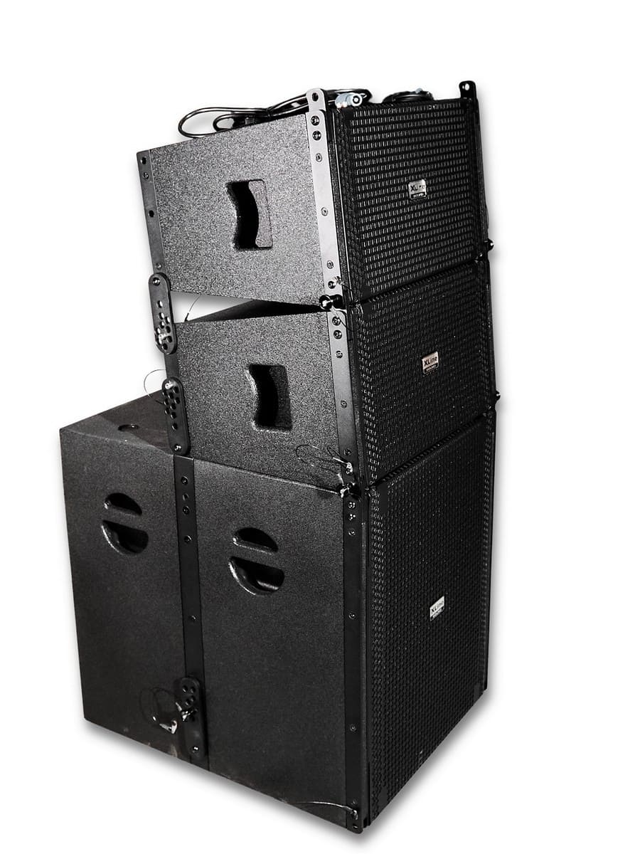 Комплект звукоусиления XLINE DELTA 18 SET