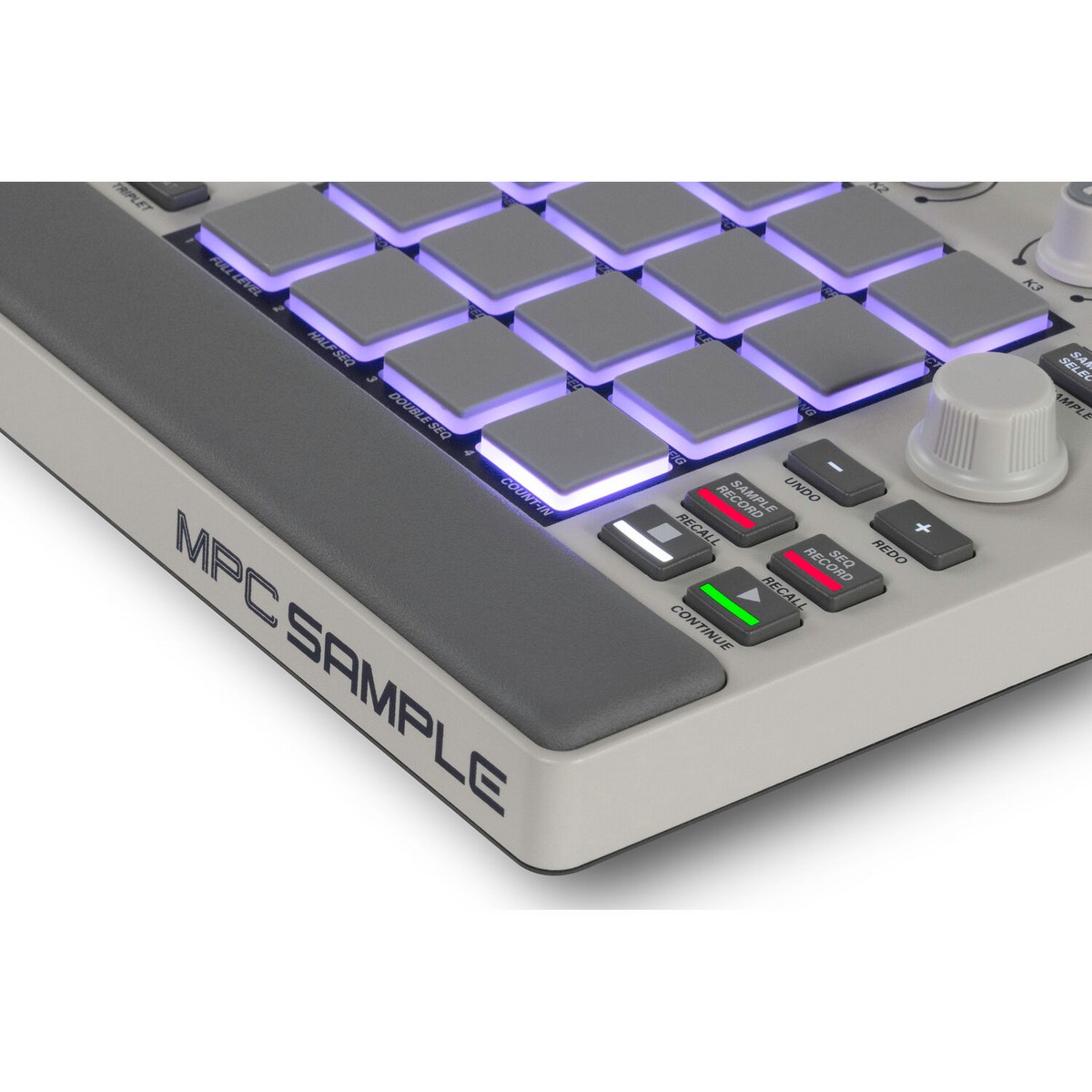 Сэмплер Akai Pro MPC Sample