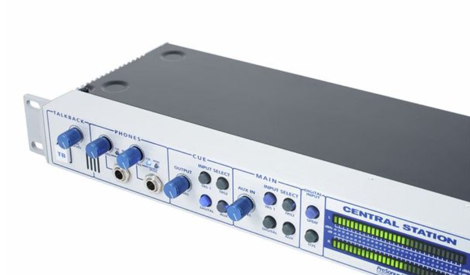 Контроллер студийных мониторов PreSonus Central Station PLUS