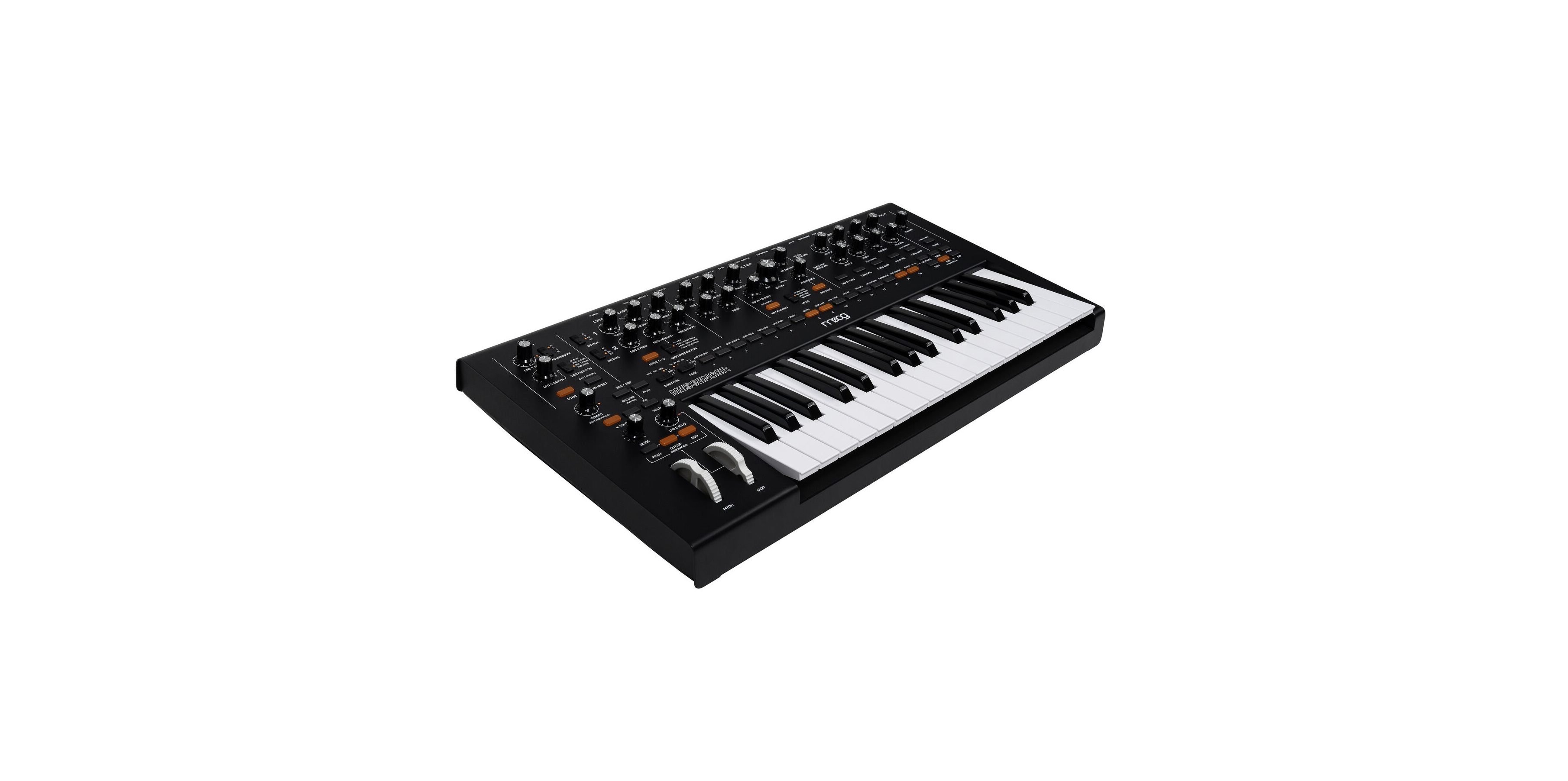 Ищете инструмент, который звучит как настоящий Moog, но помещается в рюкзак?