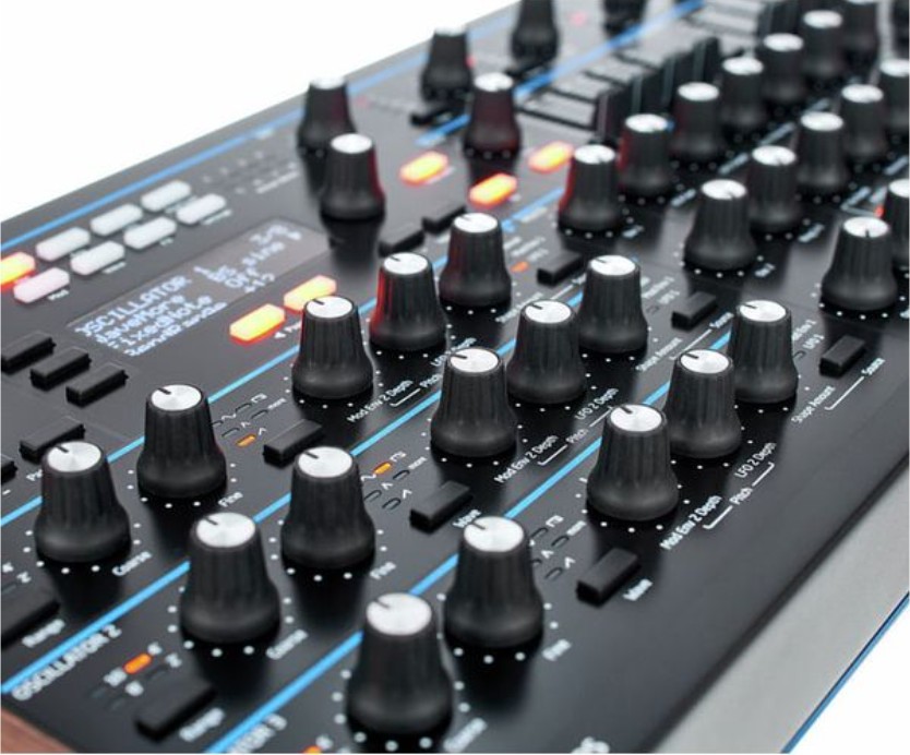 Синтезатор Novation Peak
