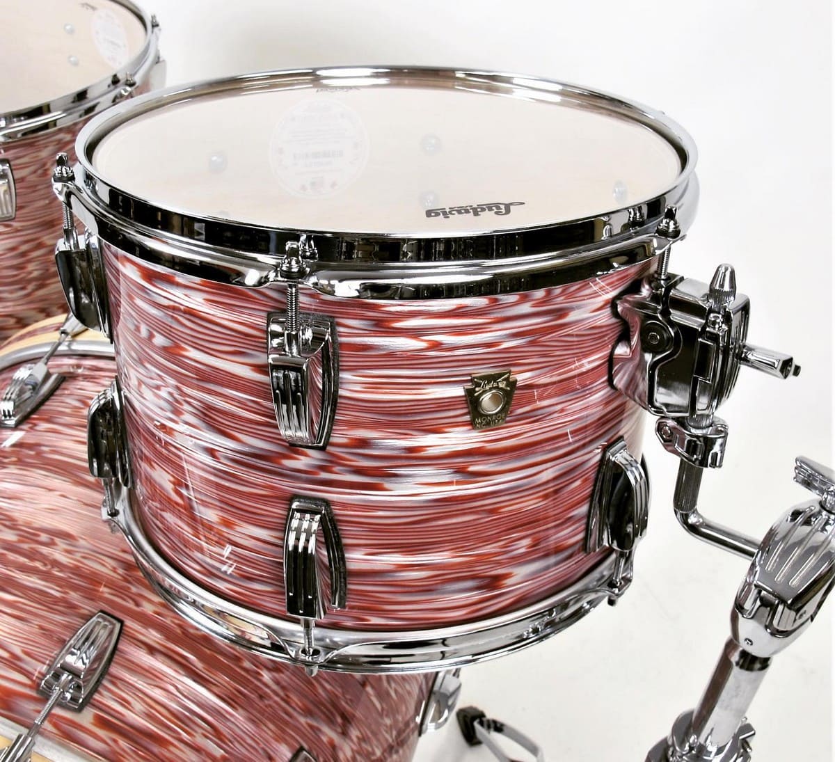Ударная установка LUDWIG L88204AXVP Classic Maple MOD