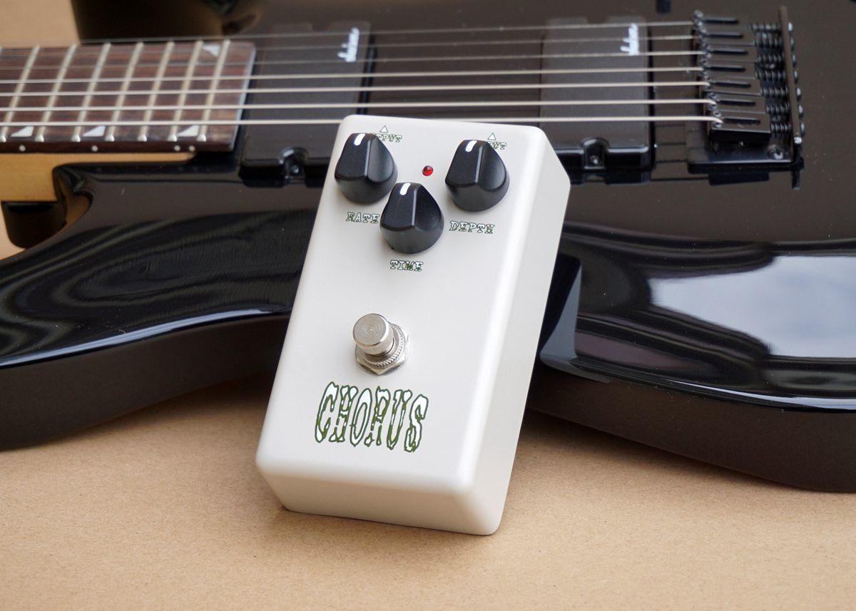 Педаль эффектов Belcat CHR-304