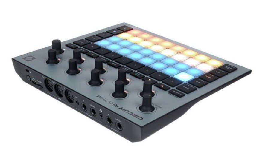 Сэмплер-грувбокс Novation Circuit Rhythm