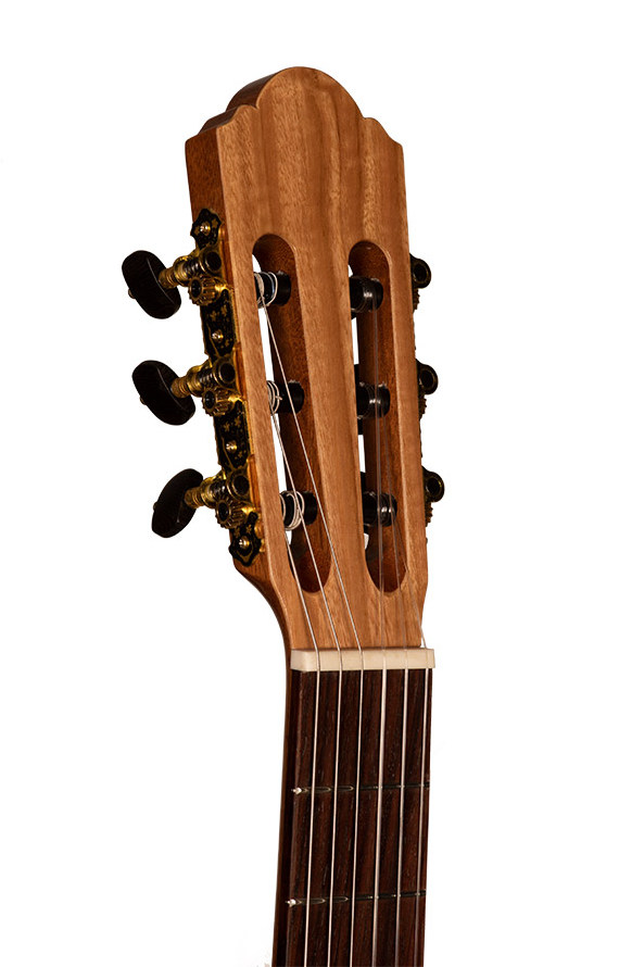 Классическая гитара Hora SM603