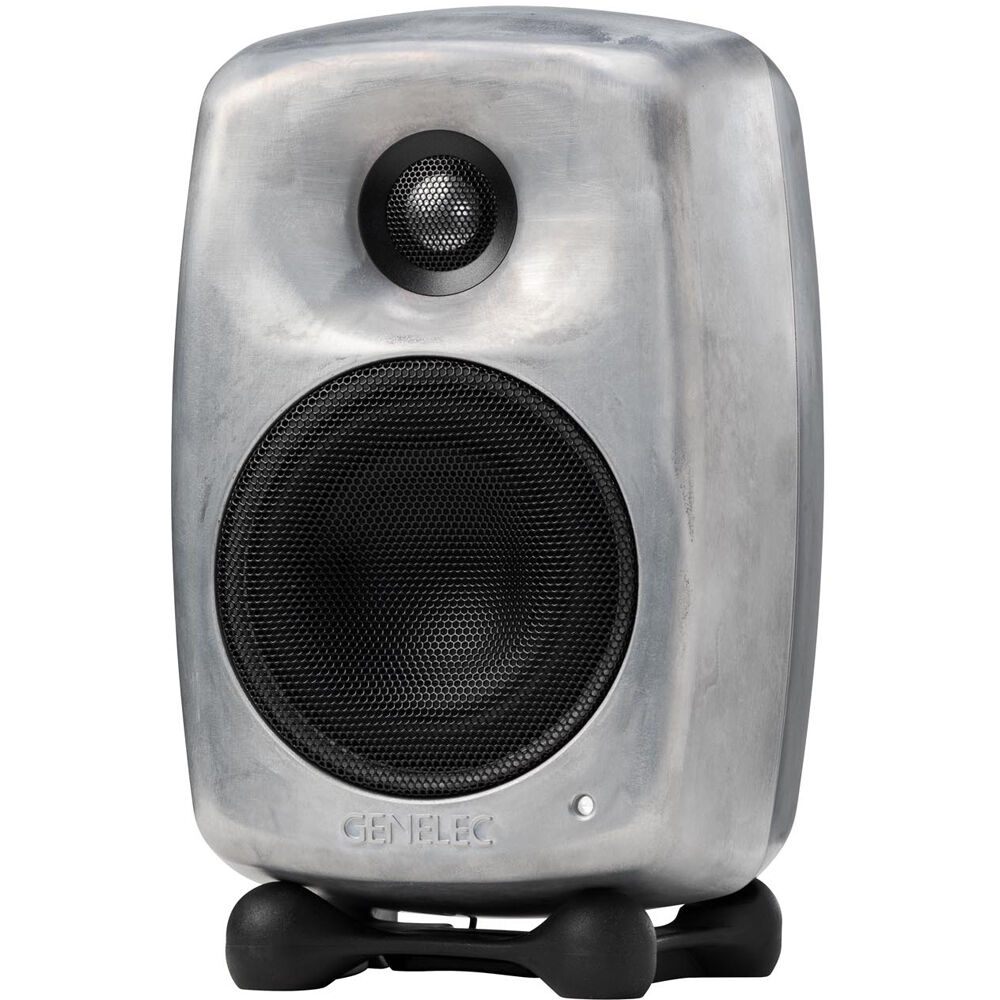 Студийный монитор GENELEC 8020DRwM