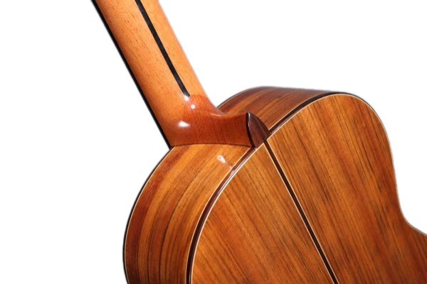 Классическая гитара ALTAMIRA N500+