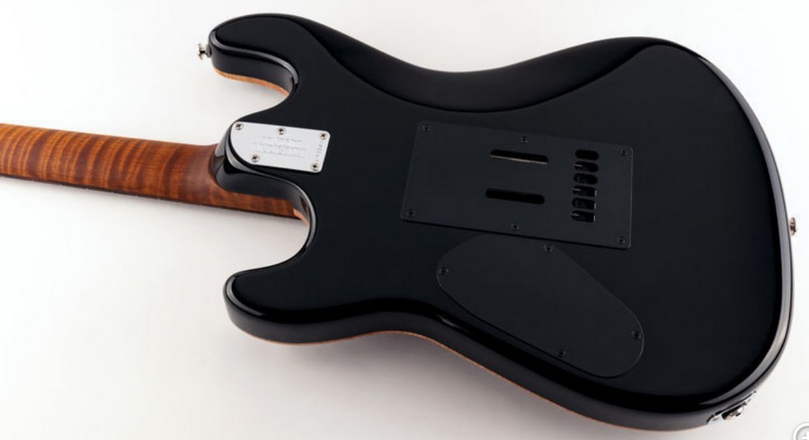 Электрогитара MusicMan 812-T2-R2-00-CS-CR