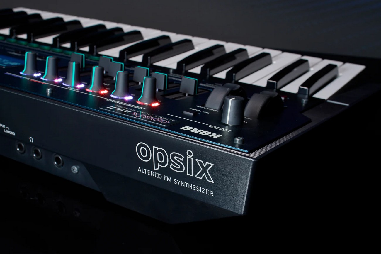 Синтезатор Korg OPSIX MkII