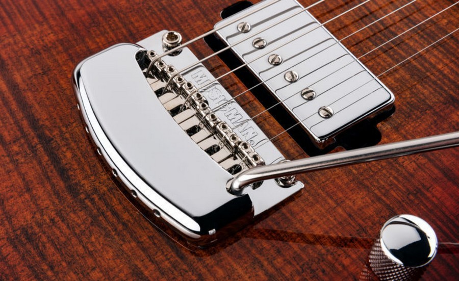 Электрогитара MusicMan 812-T2-R2-00-CS-CR
